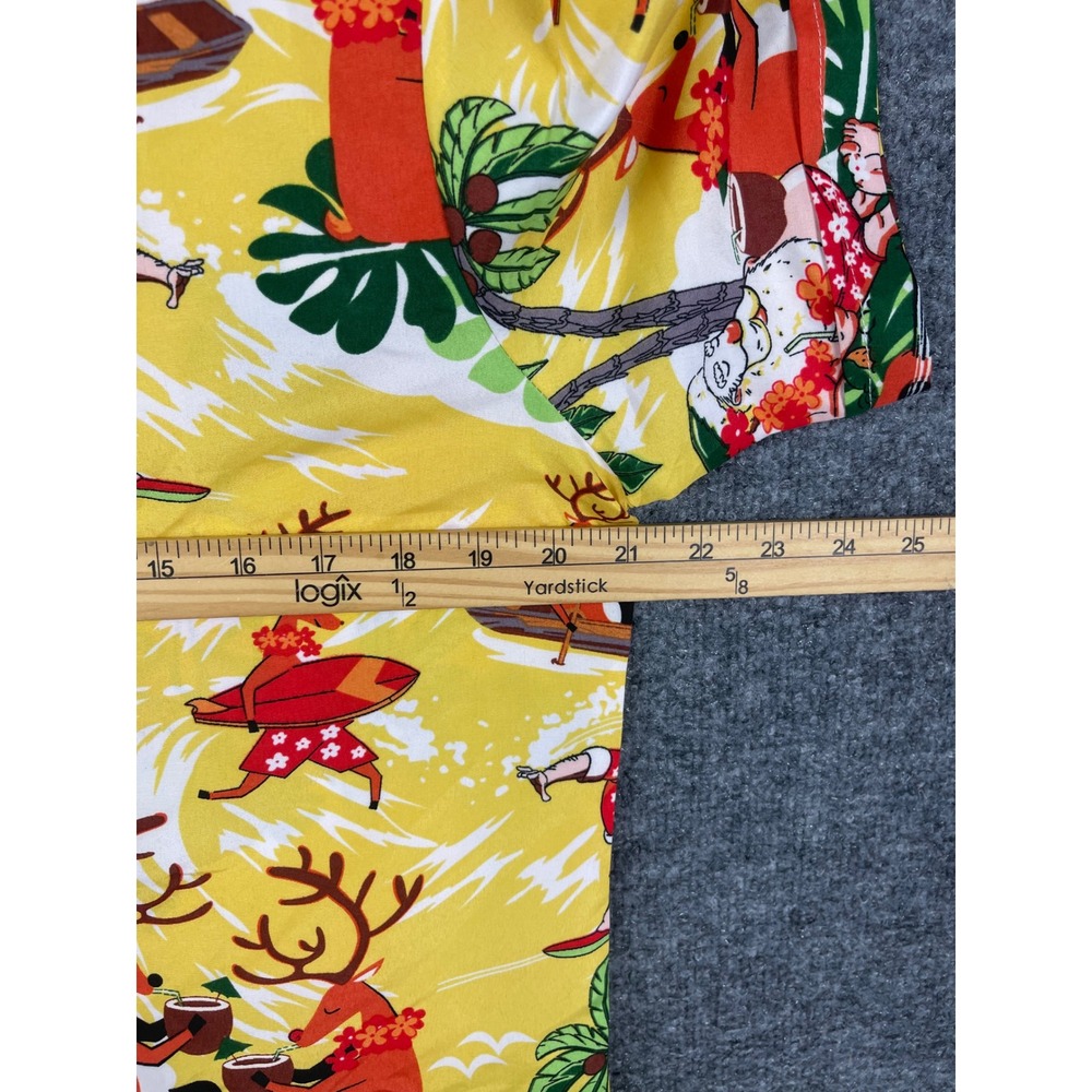 SSLR Christmas Hawaiian Shirt Mens Small Yellow Excellent Surfing Santa Reindeer - Picture 10 of 13